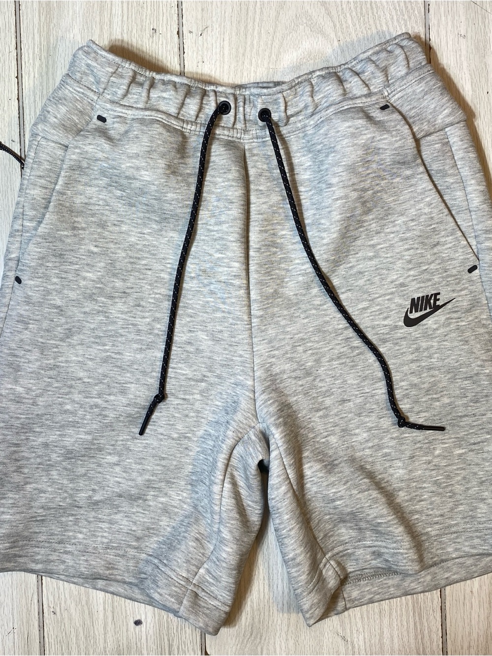 Nike Tech Fleece Shorts Men's Size Small Gray Athletic Pocket Short